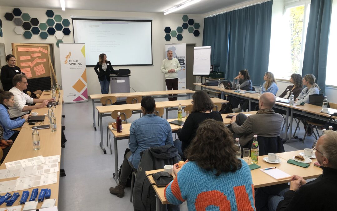 Bayerische Gründungshubs treffen sich zum HOCHSPRUNG-Netzwerktreffen an der OTH Regensburg